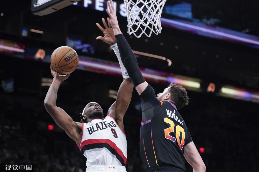 密集的對抗 密集的對抗