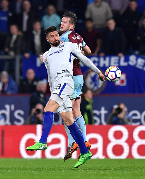 为众人瞩目 为众人瞩目