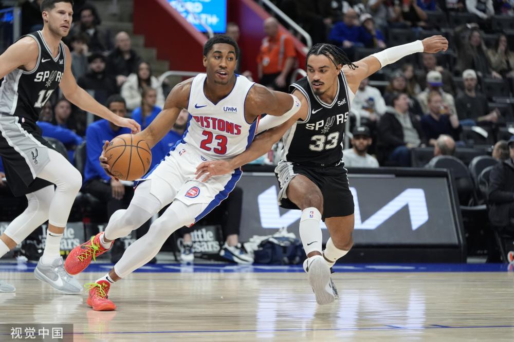 从而在比赛 从而在比赛